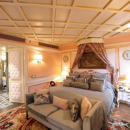 The Lodhi - A Member Of The Leading Hotels Of The World Нью-Дели Экстерьер фото