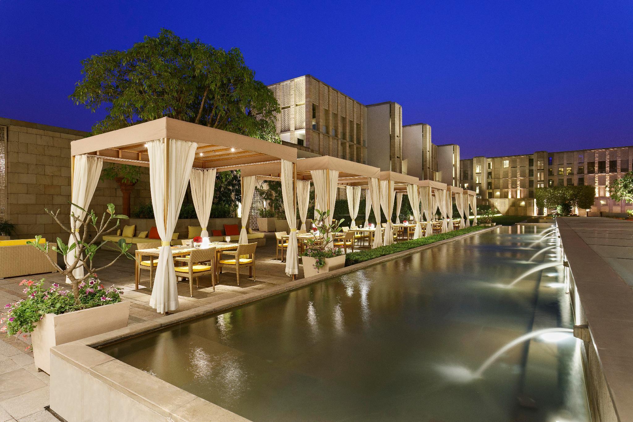 The Lodhi - A Member Of The Leading Hotels Of The World Нью-Дели Экстерьер фото