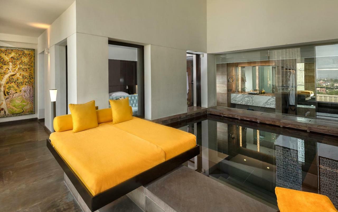 The Lodhi - A Member Of The Leading Hotels Of The World Нью-Дели Экстерьер фото